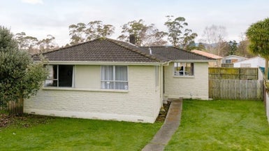 36 James Henry Crescent, Huntly, Huntly - Carousel 1