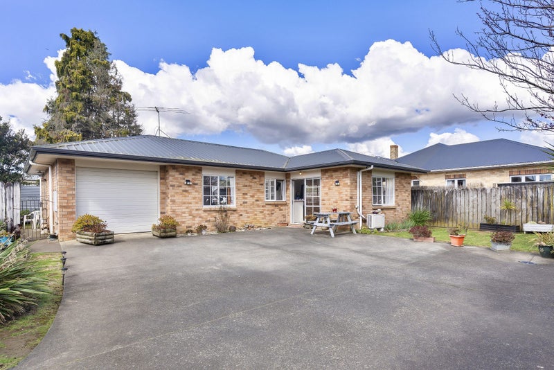 24B Henderson Avenue, Tuakau - Carousel 1