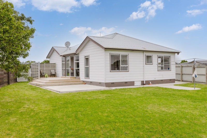 73 Herbert Avenue, Cloverlea, Palmerston North - Carousel 2