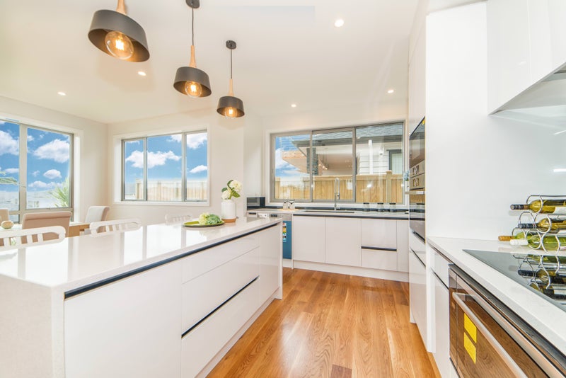 Property Valuation for 47 Headland Drive, Long Bay, Auckland Trade Me
