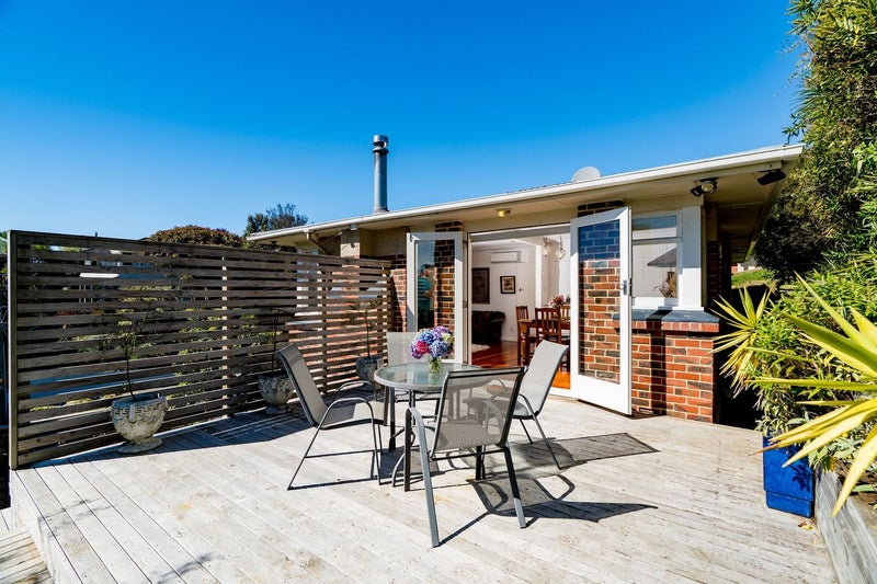 96 Easther Crescent, Kew, Dunedin, Otago - Carousel 1