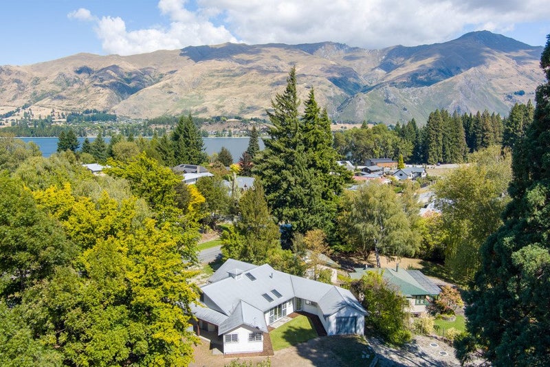 41 Eely Point Road, Wānaka - Carousel 1