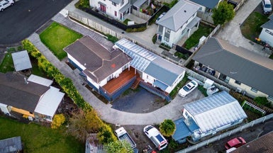 6 Holborn Place, Papatoetoe, Auckland - Carousel 1