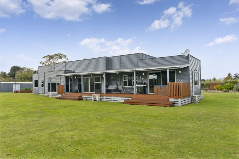 11 Te Ore Ore Bideford Road, Te Ore Ore, Masterton - Carousel 2