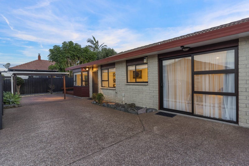 4/30 Rutland Road, Mount Wellington, Auckland - Carousel 1