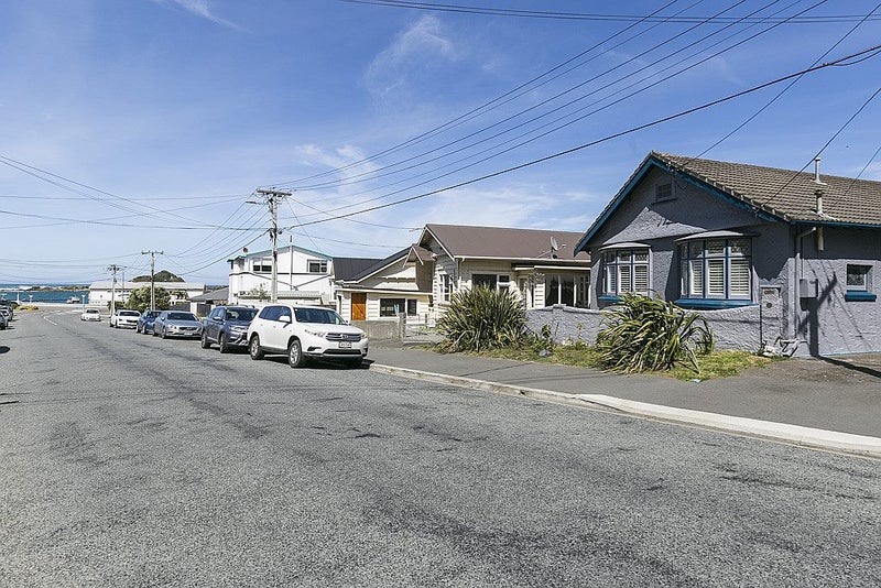 34 Brighton Street, Island Bay, Wellington - Carousel 16