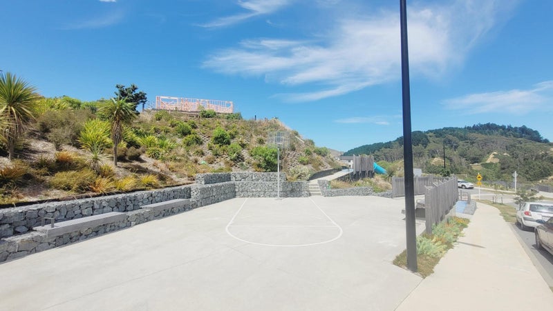 54 Oakum Road, Whitby, Porirua - Carousel 18