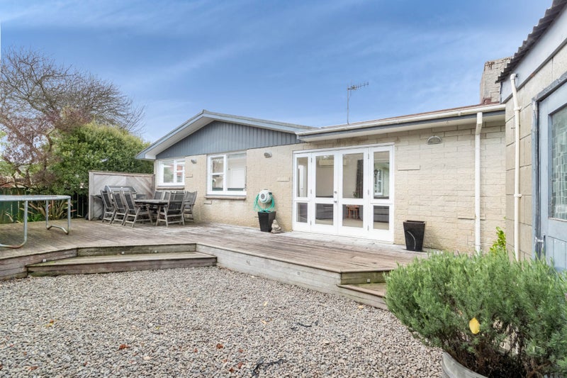 44 Longfellow Street, Trentham, Upper Hutt - Carousel 2