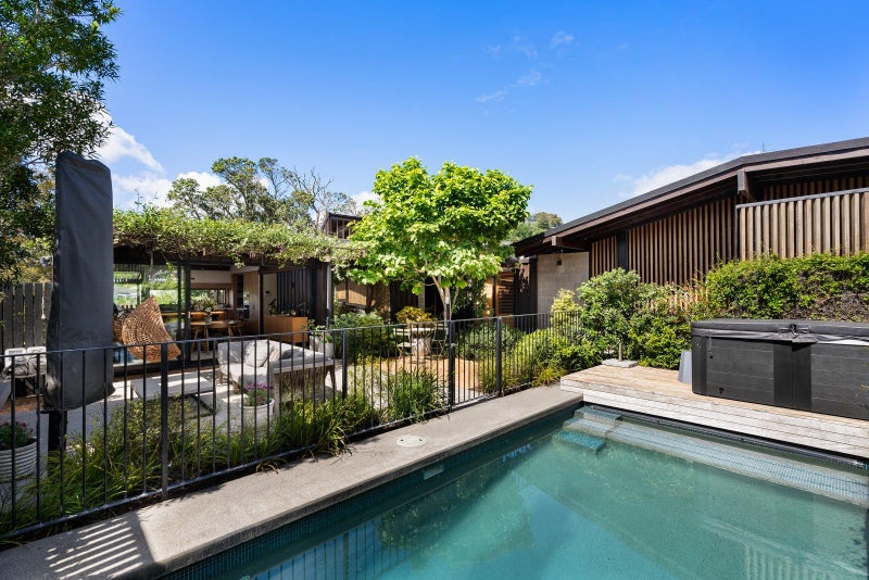 24 Crocus Place, Remuera, Auckland - Carousel 2