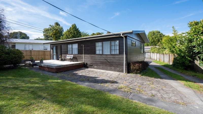 7 Tawa Street, Hilltop, Taupo - Carousel 1