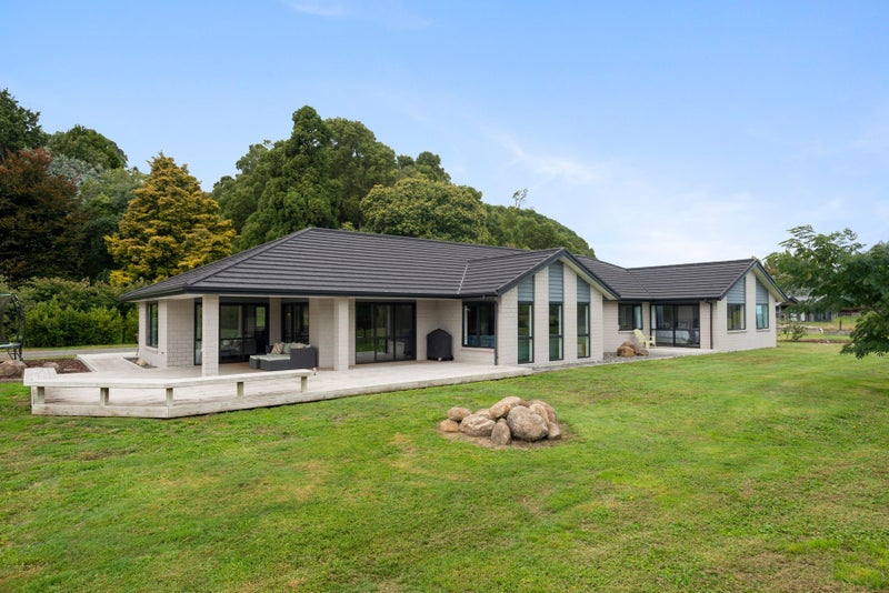 215 Horahora Road, Tirau - Carousel 1
