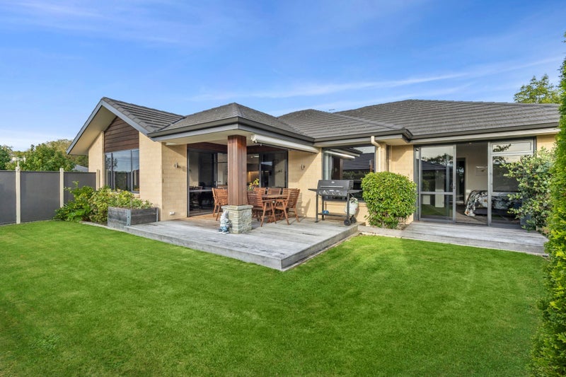 20 Marino Grove, Richmond, Richmond - Carousel 2
