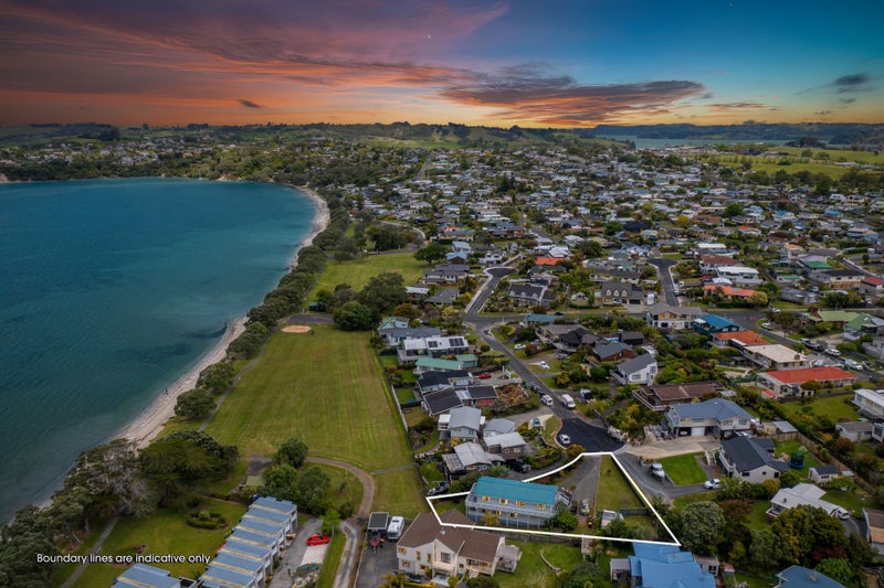 18 Panui Terrace, Snells Beach, Snells Beach - Carousel 1
