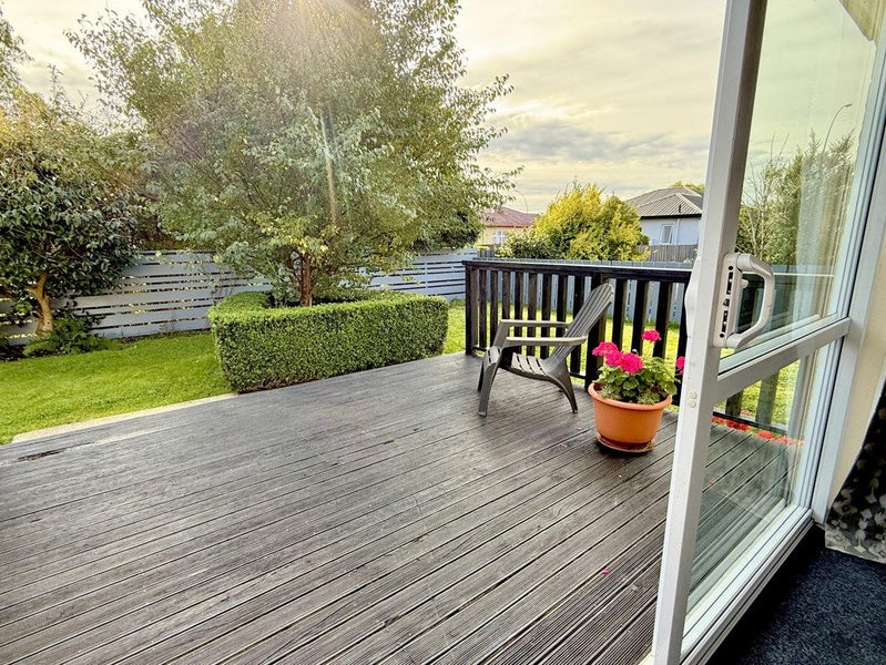 1/64 Hensley Street, Gladstone, Invercargill - Carousel 30
