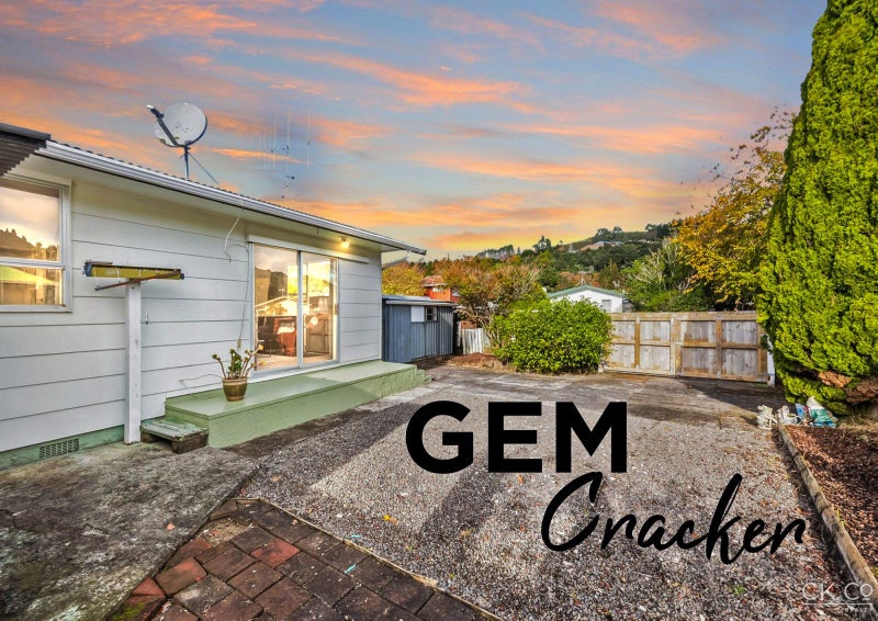 1/31 Gemstone Drive, Birchville, Upper Hutt - Carousel 1