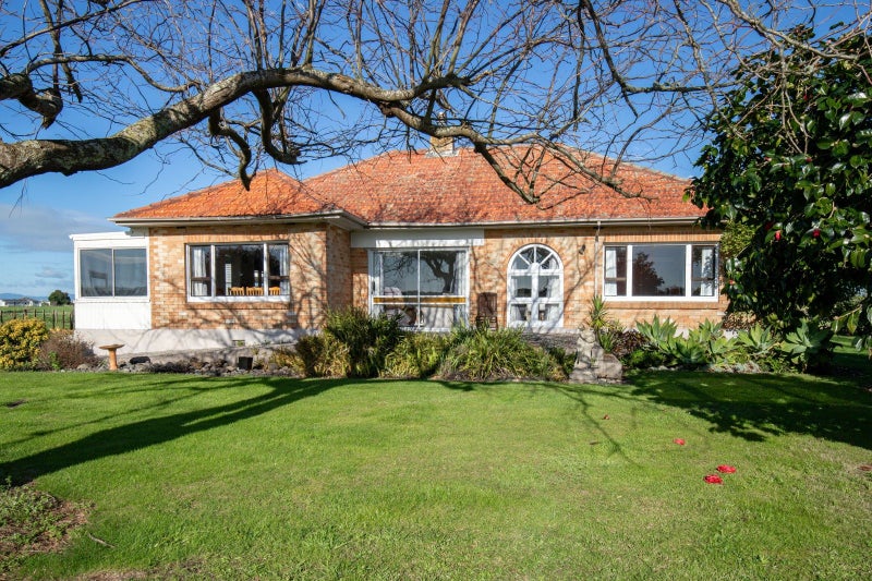 610 State Highway 25, Thames - Carousel 1