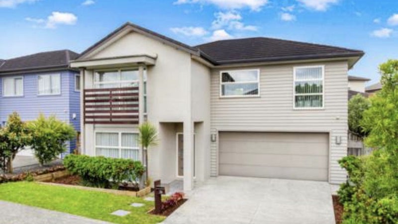 26 Darion Drive, Flat Bush, Auckland - Carousel 1