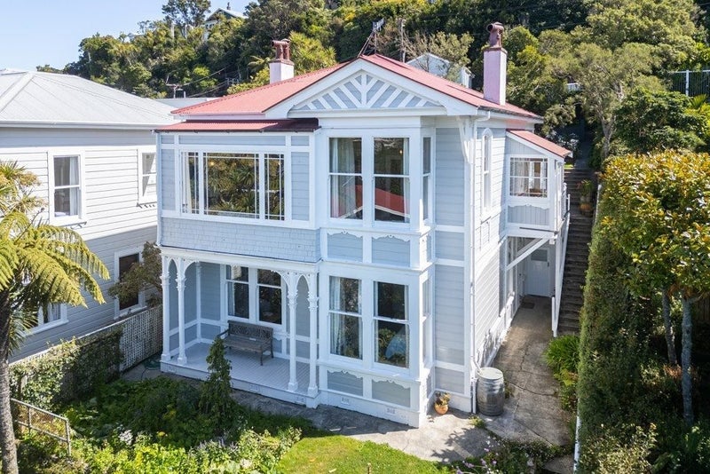 12 Fairview Cres, Kelburn, Wellington, Wellington - Carousel 1