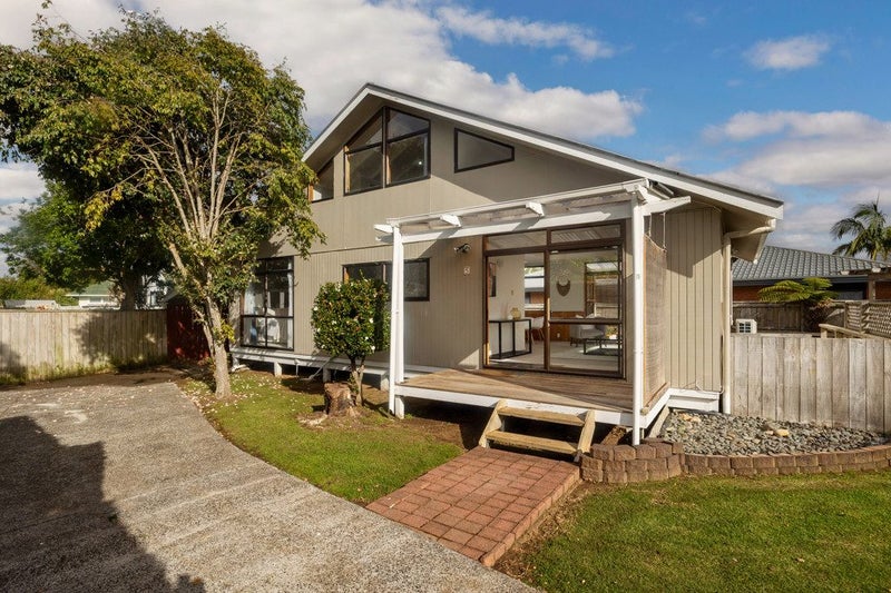 5/25A BEACH RD, Te Atatu Peninsula, Waitakere - Carousel 1
