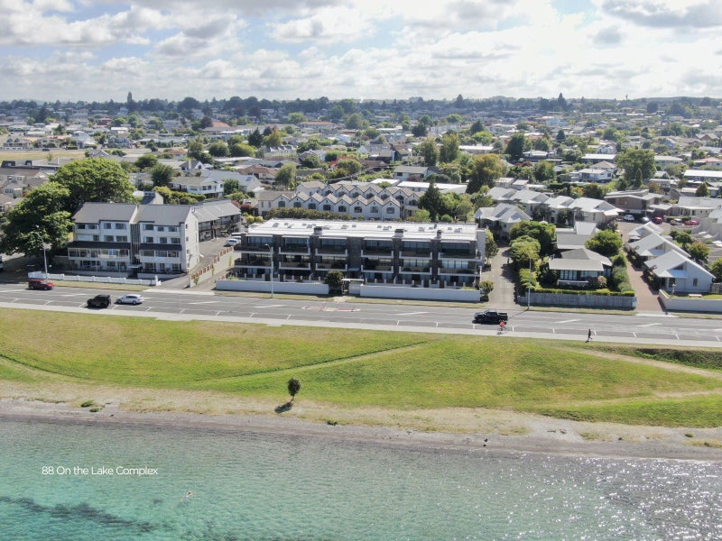 9/88 Lake Terrace, Taupo - Carousel 36