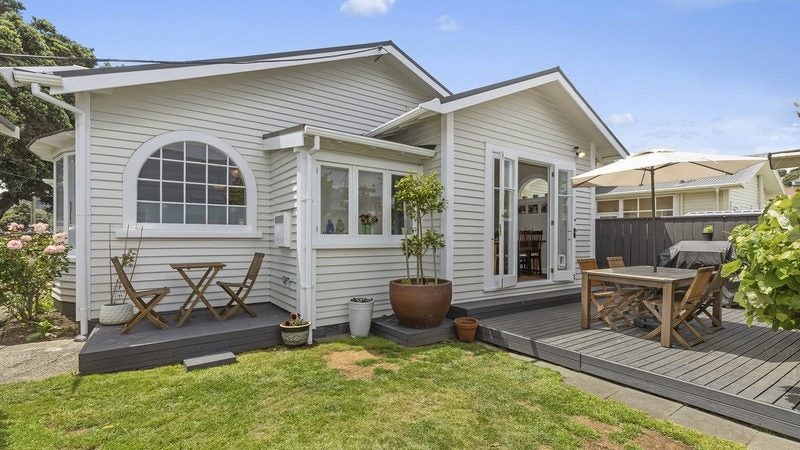 72 Park Road, Miramar, Wellington - Carousel 1