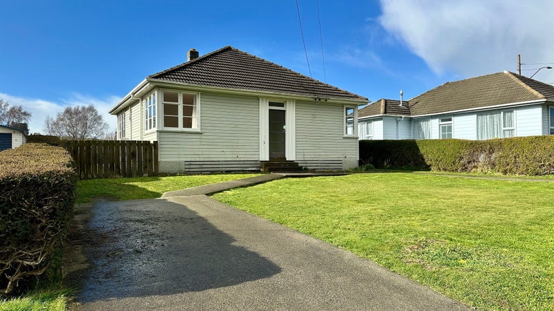 4 Gormack Street, Balclutha - Carousel 1