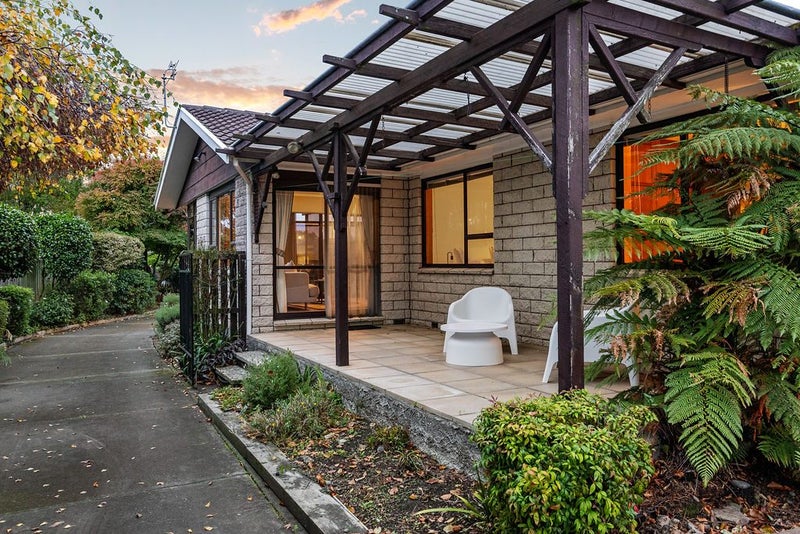 17 Wyatt Place, Russley, Christchurch - Carousel 2