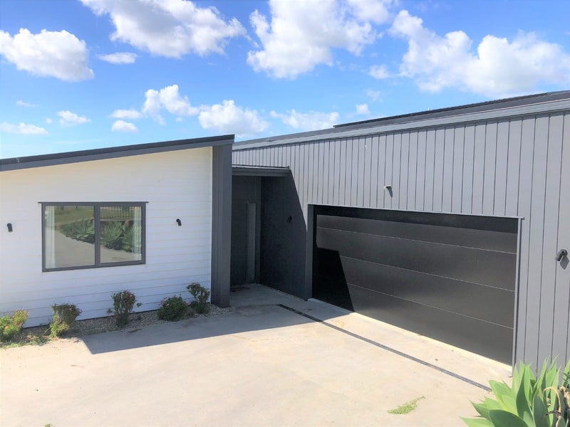 22 Te Tiireke Drive, Glenview, Hamilton - Carousel 2