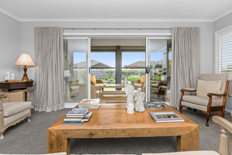 4 Arrow Place, Te Awa, Napier - Carousel 1