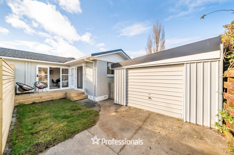 9b Elizabeth Avenue, Heretaunga, Upper Hutt, Wellington - Carousel 1