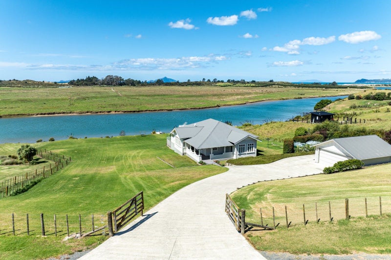 92 Flagstaff Terrace, Waipu, Waipu - Carousel 25