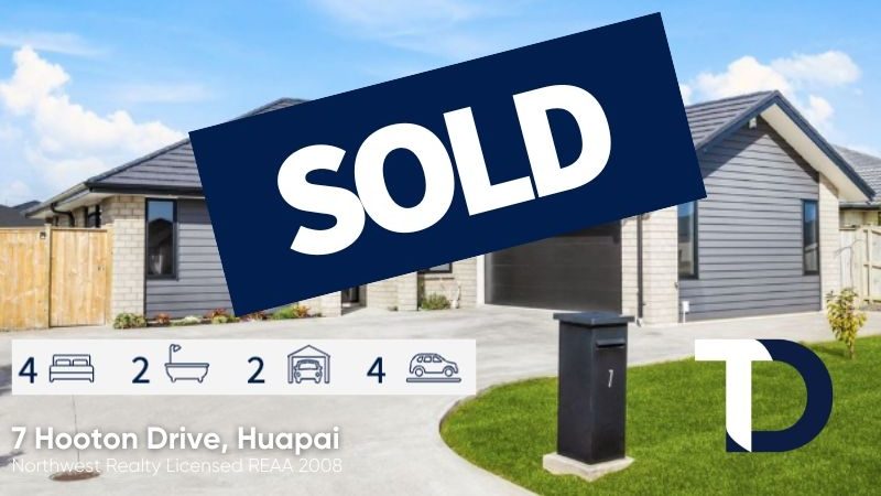 7 Hooton Drive, Huapai, Kumeu - Carousel 1