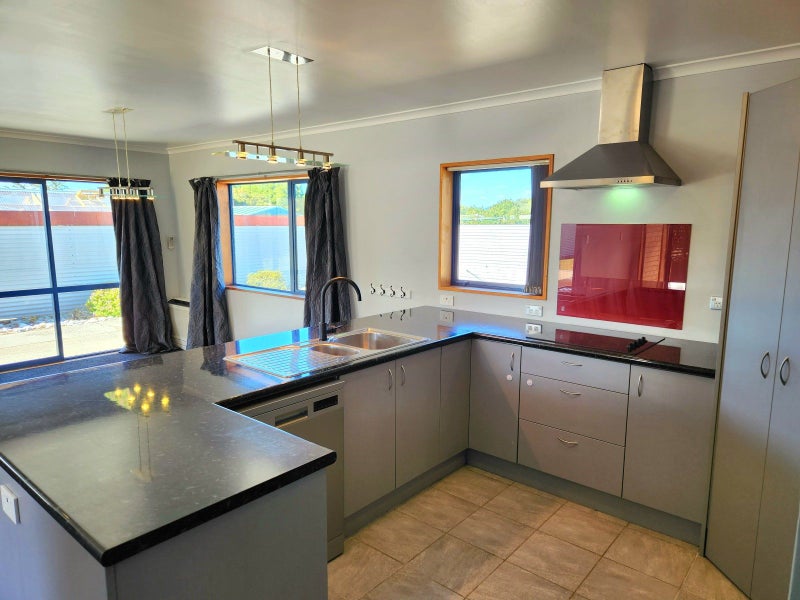 4 Pukaki Avenue, Ngahere - Carousel 2