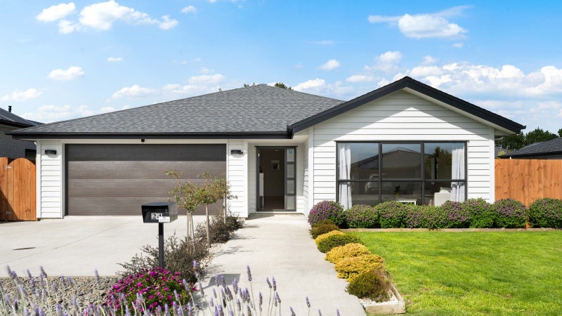 24 Opouatu AVE, Glenbrook, Glenbrook - Carousel 2