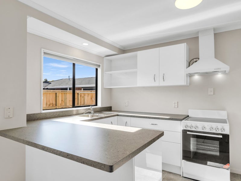 28 Freyberg Street, Roslyn, Palmerston North - Carousel 2