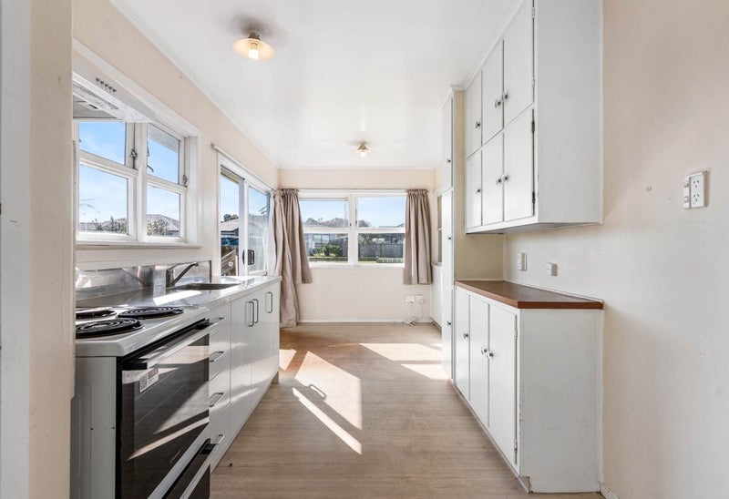 1 Cargill Street, Papakura, Papakura - Carousel 2