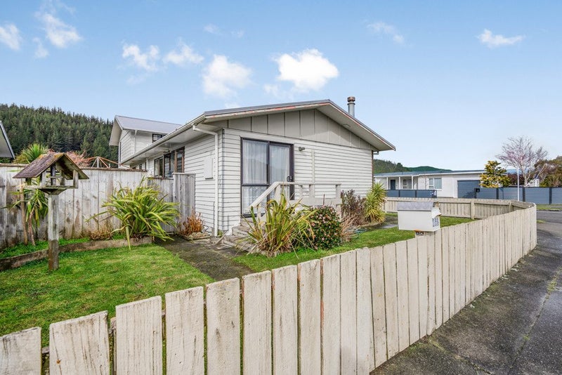 162 Wise Street, Wainuiomata, Lower Hutt - Carousel 1