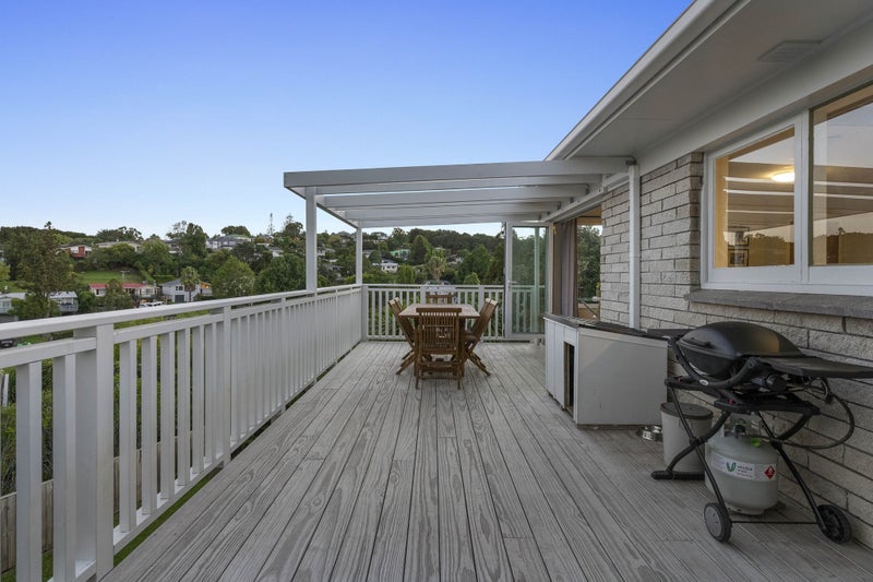 2/99 Mountbatten Avenue, Hillcrest, Auckland - Carousel 2