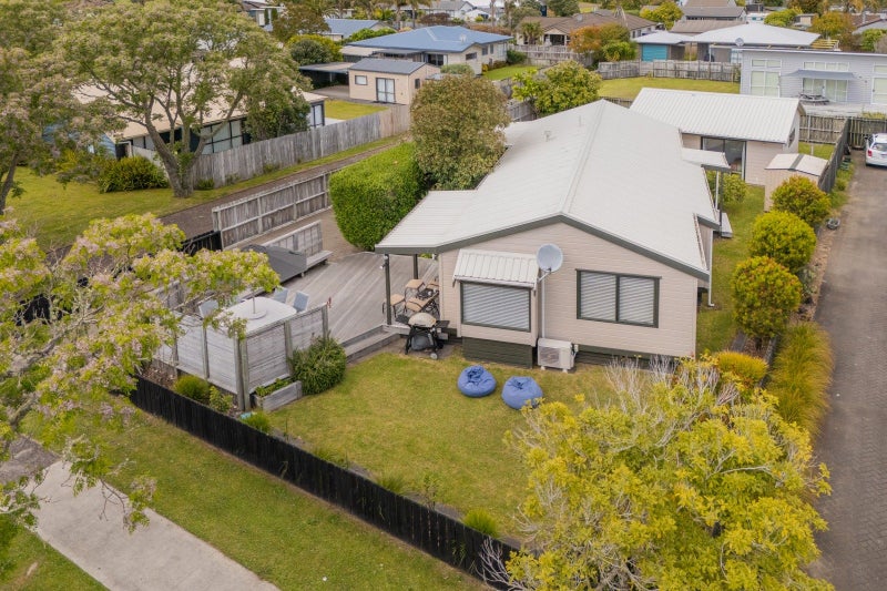 6 Pauanui Beach Road, Pauanui - Carousel 1