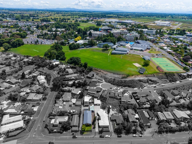 33 Edinburgh Road, Hillcrest, Hamilton - Carousel 17