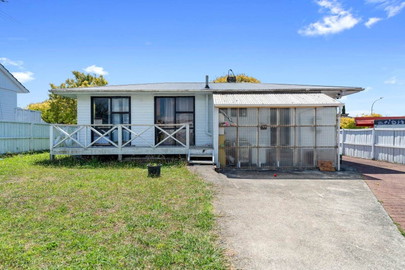 12 Ussher Place, Pakuranga, Manukau City, Auckland - Carousel 2