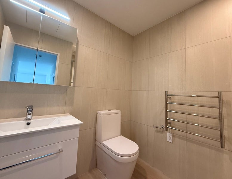 204/25 Potter Avenue, Northcote, Auckland - Carousel 8