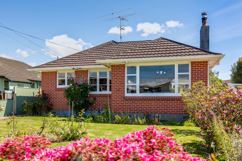 43 Hikurangi Street, Trentham, Upper Hutt - Carousel 1