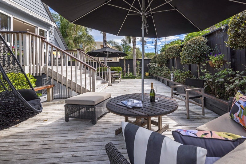45 Cockle Bay Road, Cockle Bay, Auckland - Carousel 2