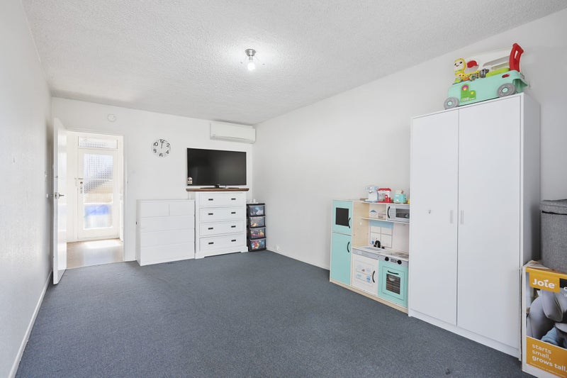 3/14 Willcott Street, Mount Albert, Auckland - Carousel 2