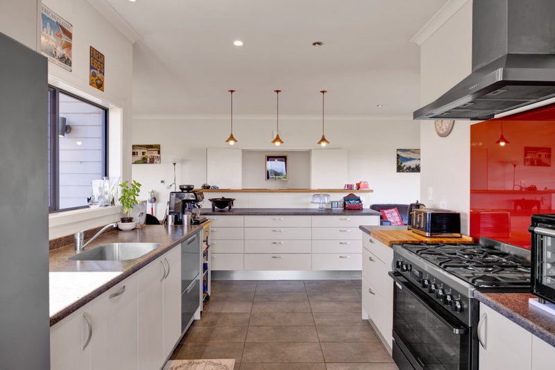 630 South Road, Omata, New Plymouth - Carousel 2