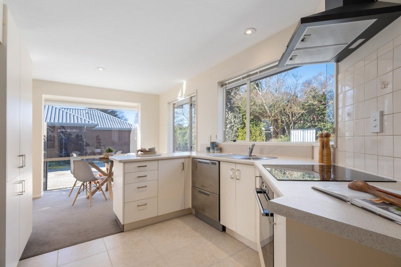 4/135 Brookside Terrace, Bryndwr, Christchurch - Carousel 2