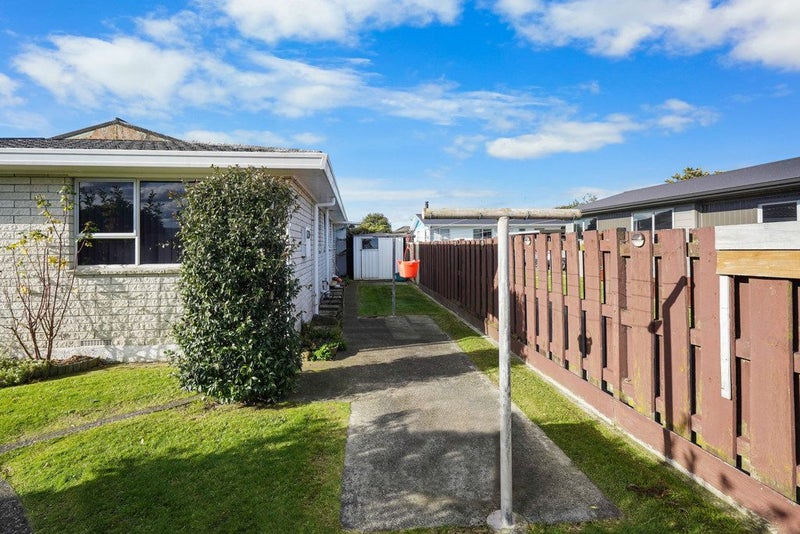 14 Leslie Place, Deanwell, Hamilton - Carousel 15