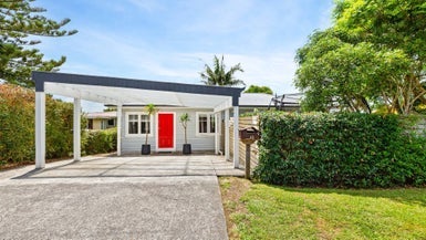 46 Renata Crescent, Te Atatu Peninsula, Auckland - Carousel 1