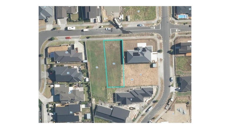 34 Raymond Grace Avenue, Huapai, Kumeū - Carousel 1